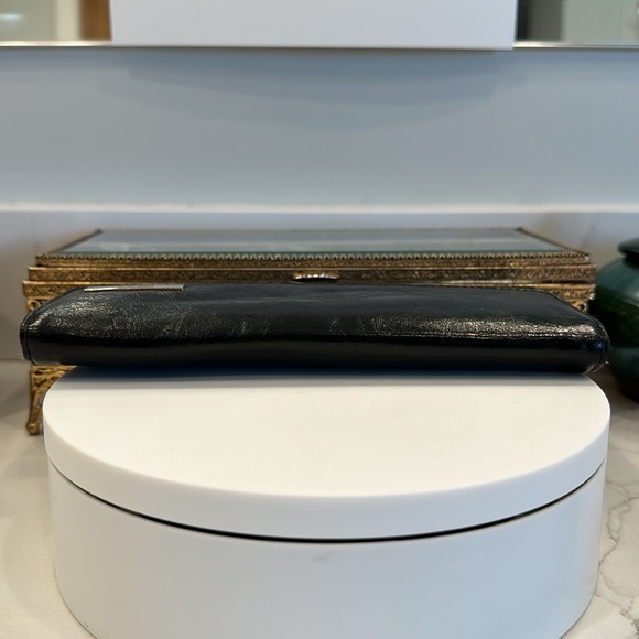 Kenneth Cole Reaction Black Leather Wallet, Leopard-Print Lining, EUC - Picture 8 of 17